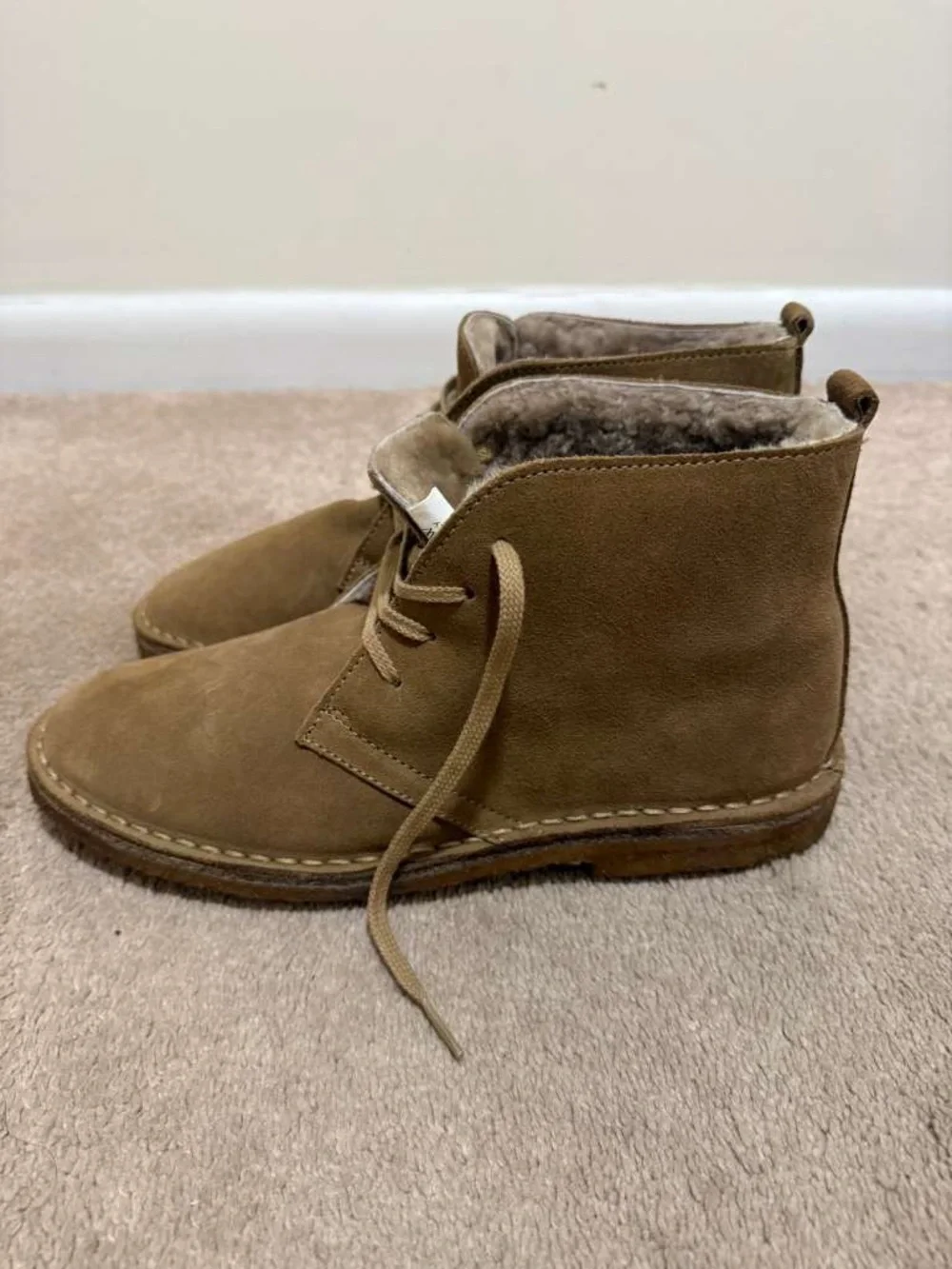 Men's Suede Chukka Boots in Tan